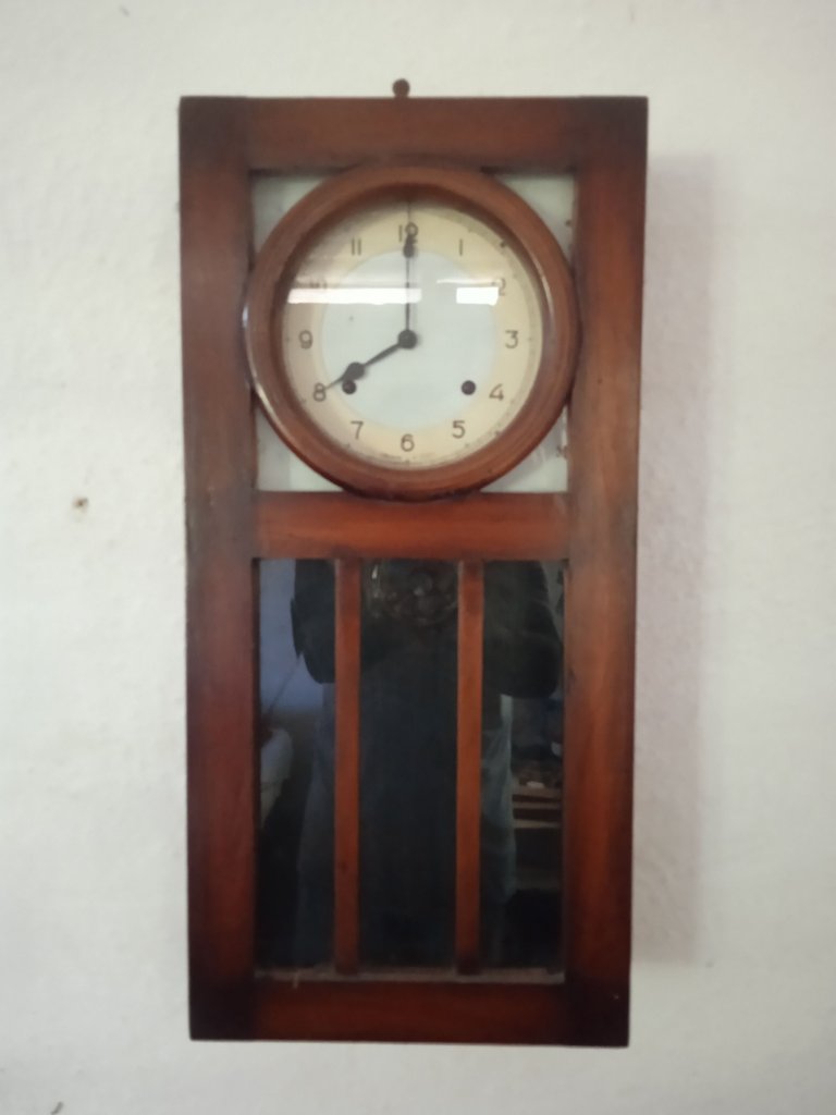 Clock-JungHansAleman1886Schramberg.jpg