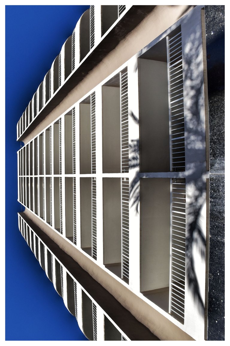 p_lines of benidorm_DSC_0874(1)-01.jpeg