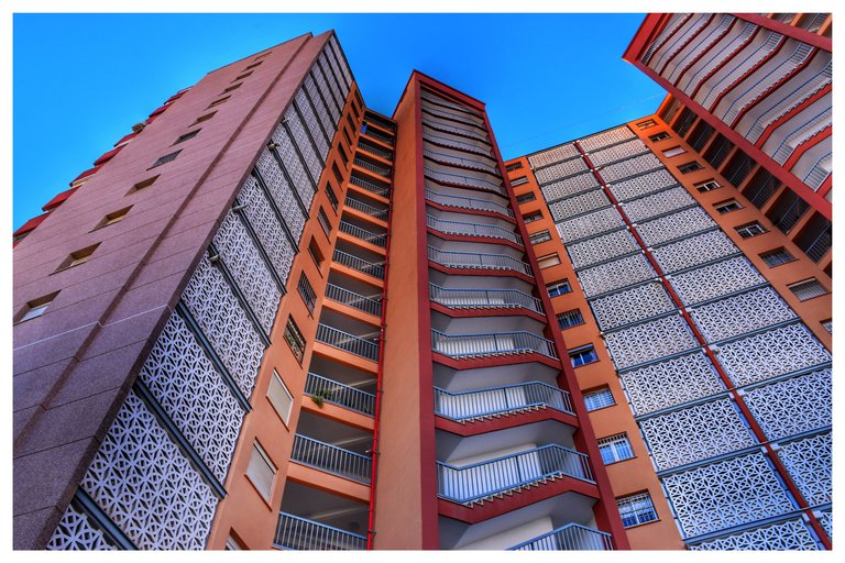 p_lines of benidorm_DSC_0753(1)-01.jpeg