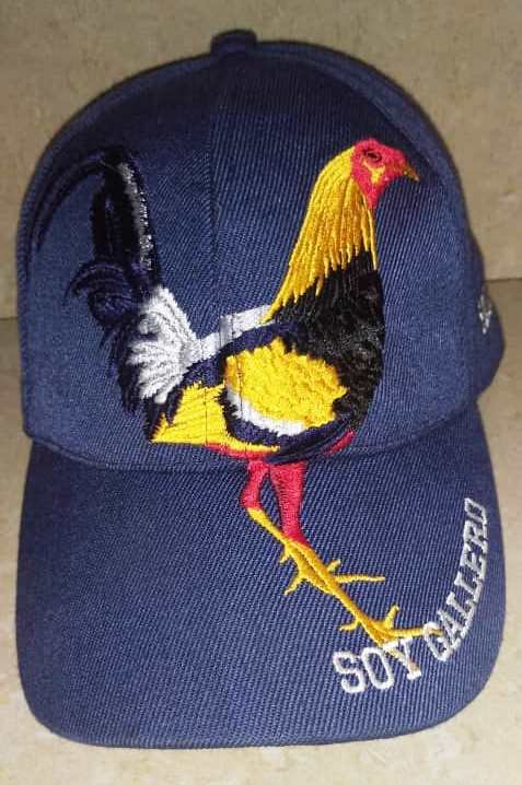 gorra de gallo.jpg