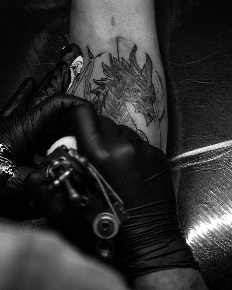 Tatto B&W - 3.jpg