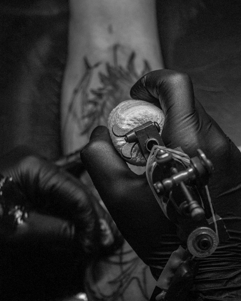 Tatto B&W - 1.jpg