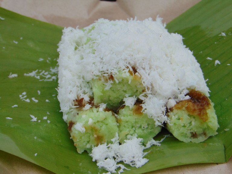 Putu, Indonesian rice flour cake