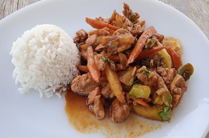 Presentacion Chop Suey de Pollo .jpg