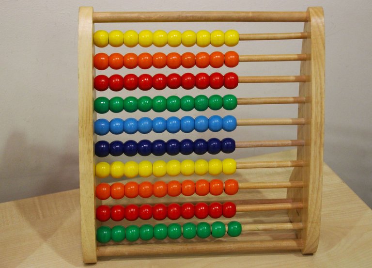 abacus-2366784_1920.jpg