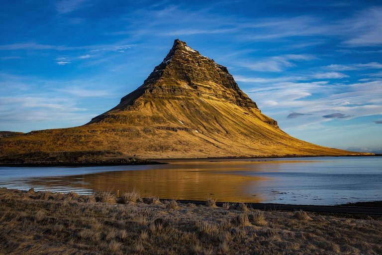 mountain-3885755_1280.jpg