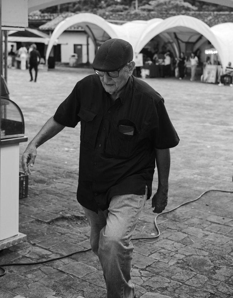 IMG_1061.jpg