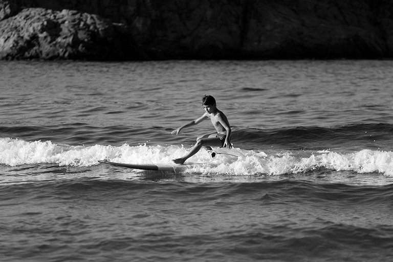 The Wave Sum24 003 BW s.jpg