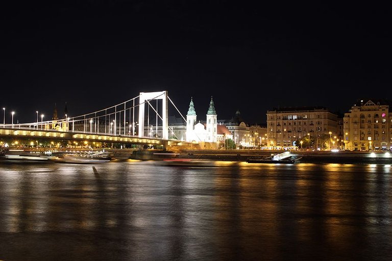 Budapest Danube Nights 13 s.jpg