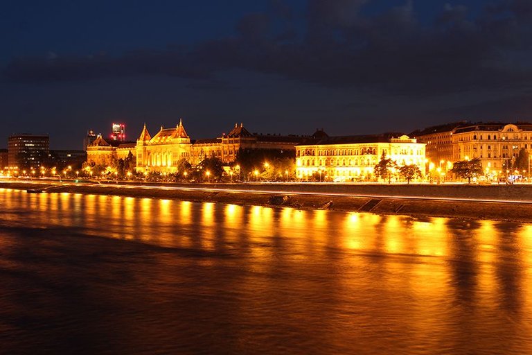 Budapest Danube Nights 10 s.jpg