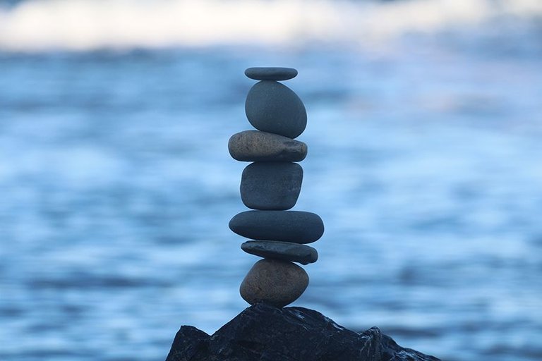 Balancing_Stones_005_s.jpg