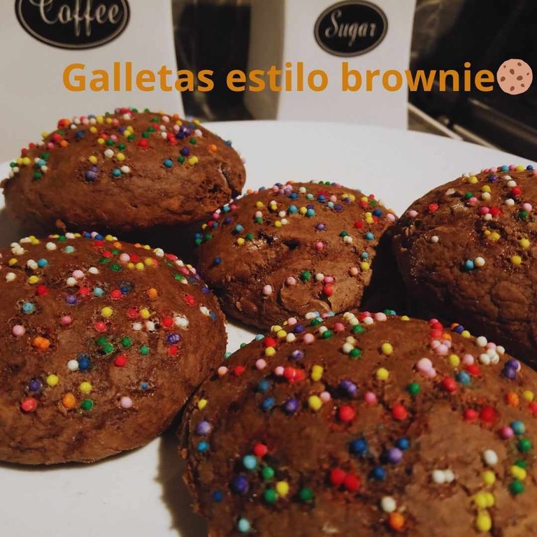 [ENG/ESP] Delicious and fudgy brownie-style cookies🍪💗- Deliciosas y esponjosas galletas al estilo brownie🍪💗