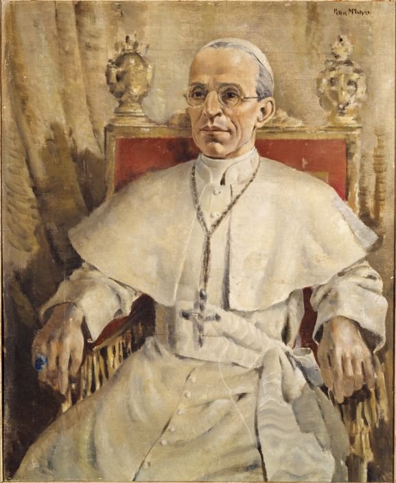 Pope_Pius_XII_by_Peter_McIntyre_(10044850276).jpg