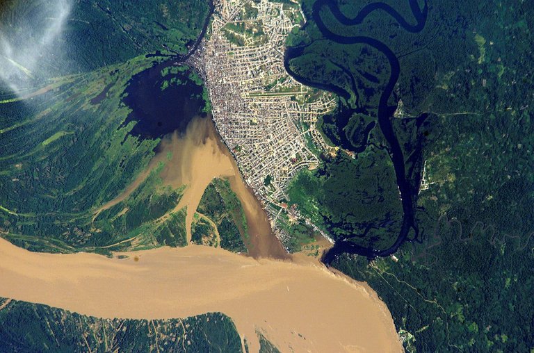 1280px-Iquitos_by_NASA.jpeg