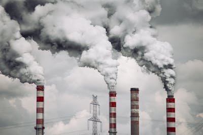 free-photo-of-smoke-from-chimneys-in-factory.jpeg