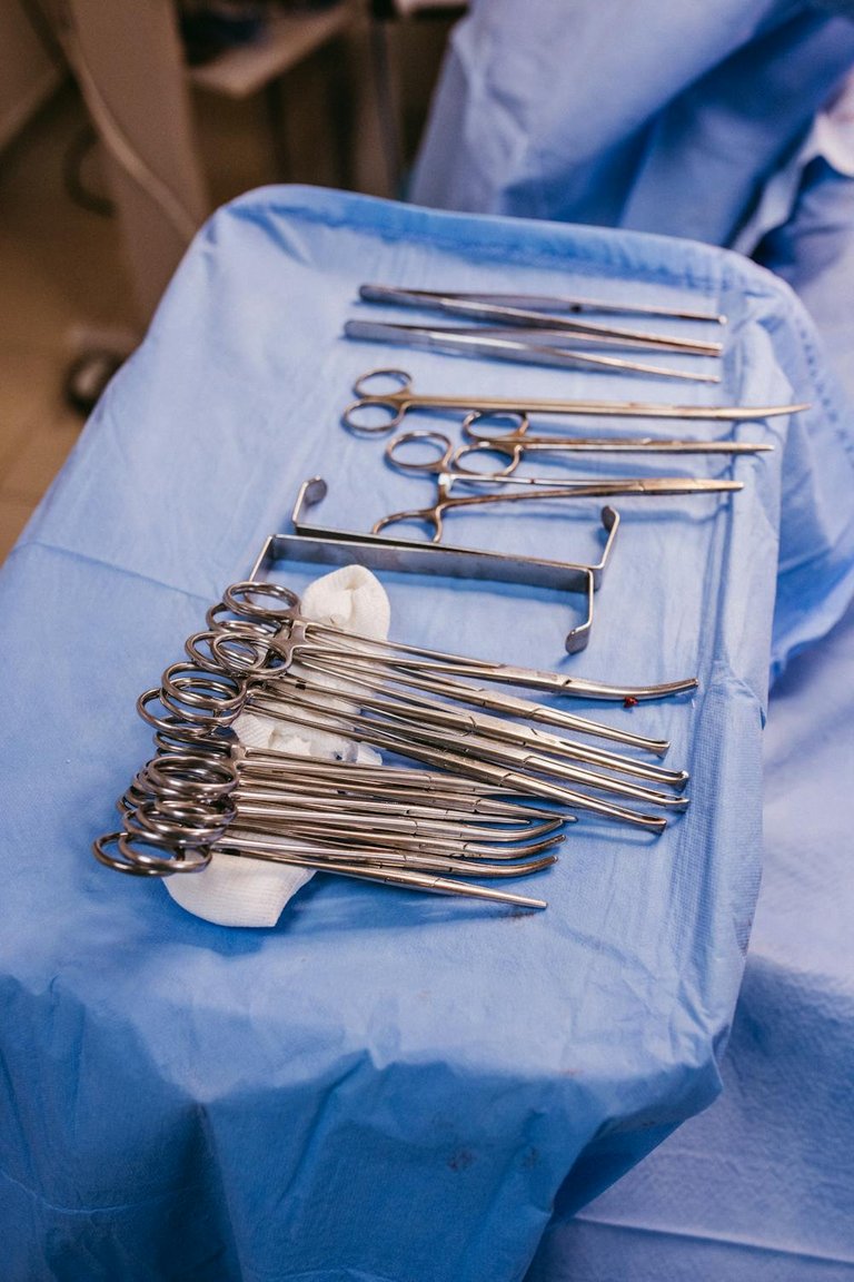 free-photo-of-array-of-surgical-instruments-on-blue-drape.jpeg