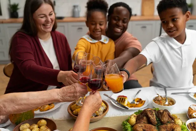 beautiful-family-having-nice-thanksgiving-dinner-together_23-2149082335.webp