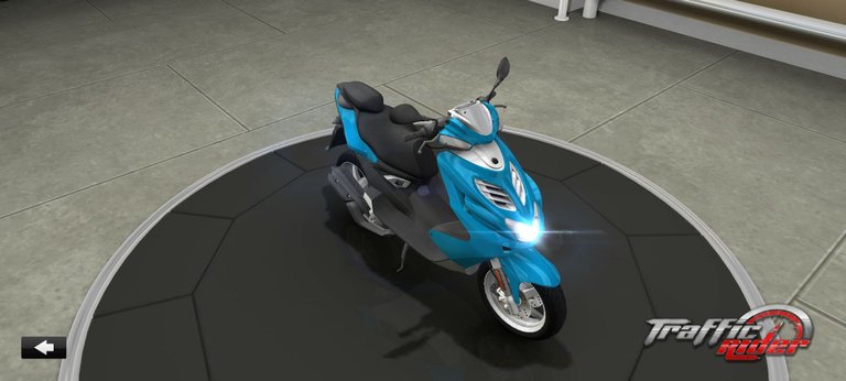 Screenshot_2025-01-28-06-33-20-883_com.skgames.trafficrider.jpg