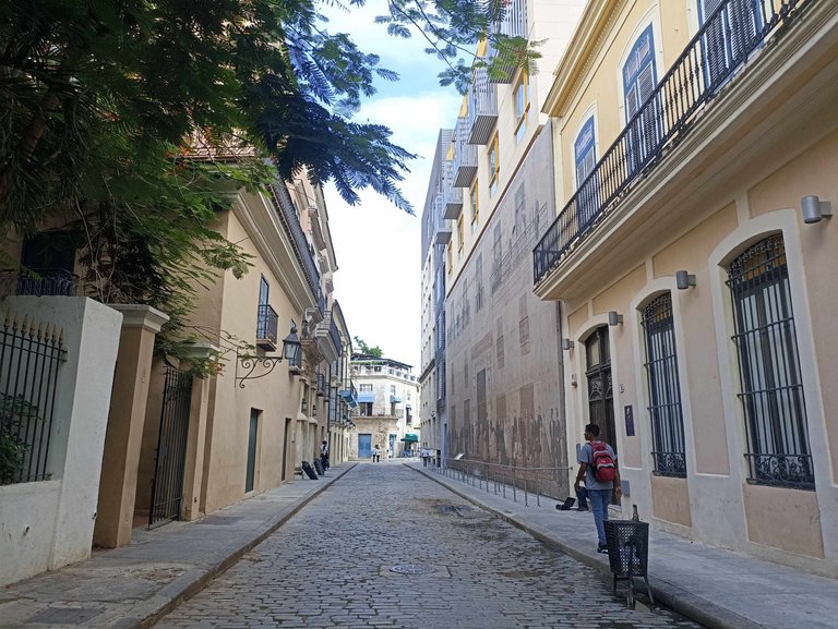 1B (2).jpg