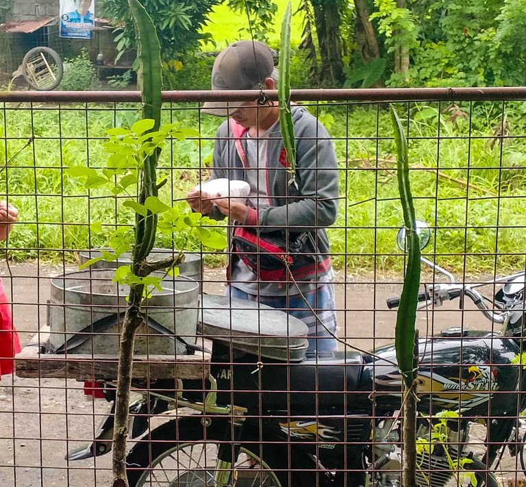 Manong vendor