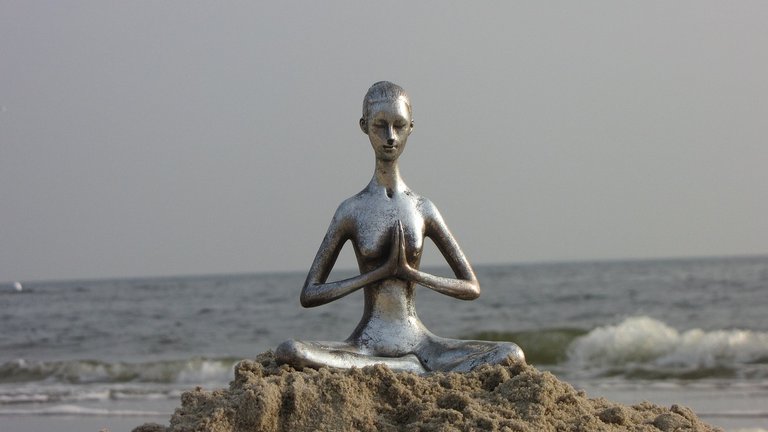 Yogui meditando.jpg