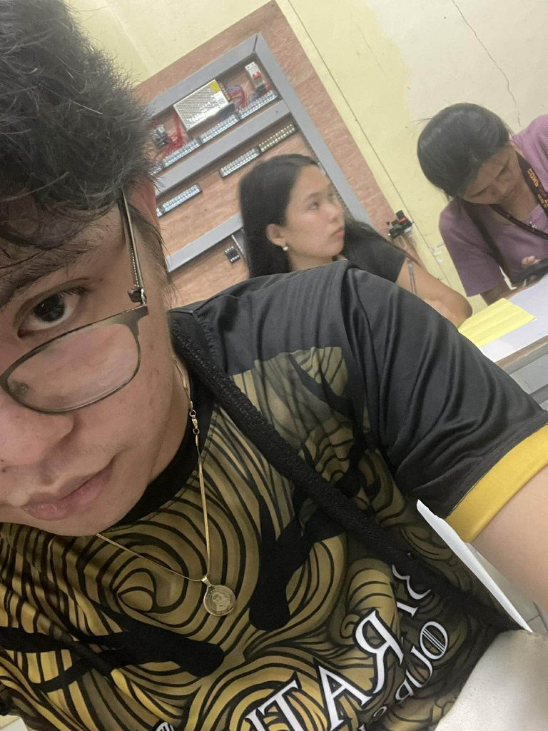 received_1845119152919367.jpeg