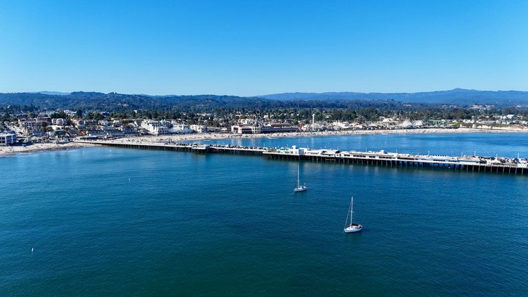 dji_fly_20250719_174802_0550_1752973209459_photo.jpeg