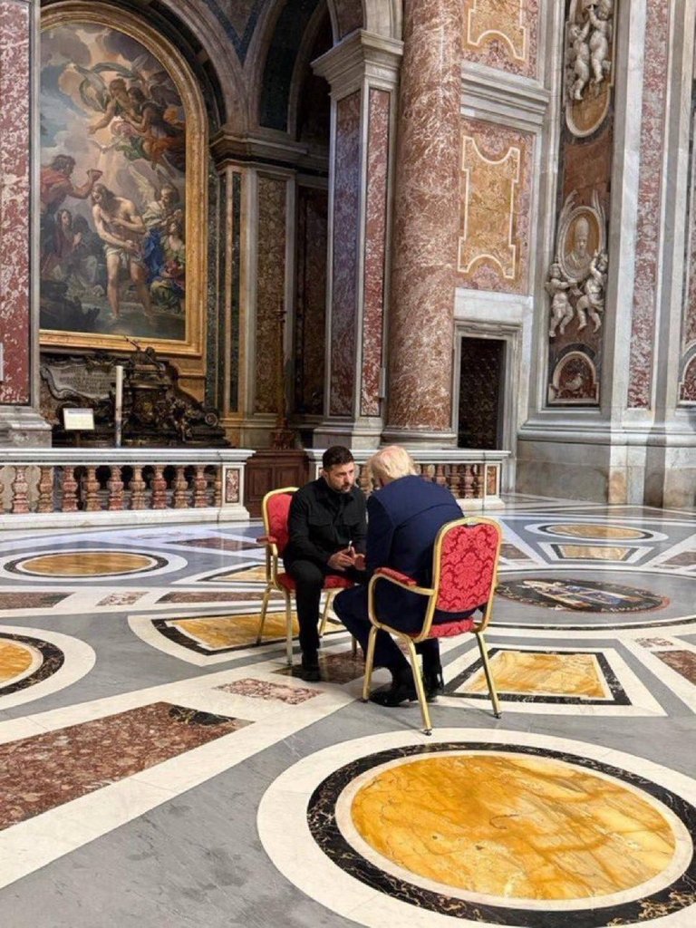 trump and zelensky.jpg