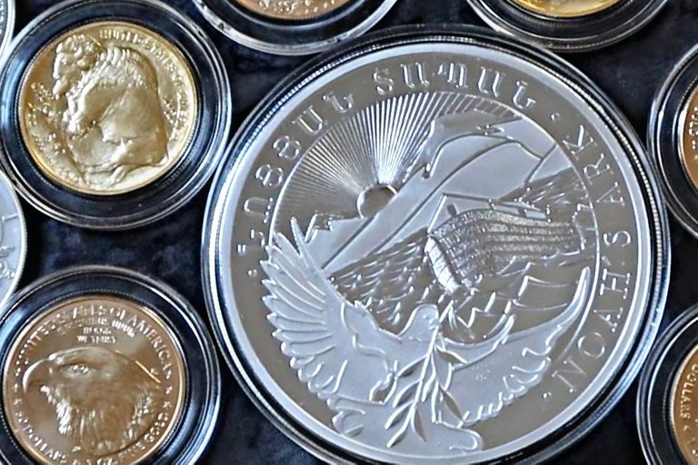 Silver coins.jpg