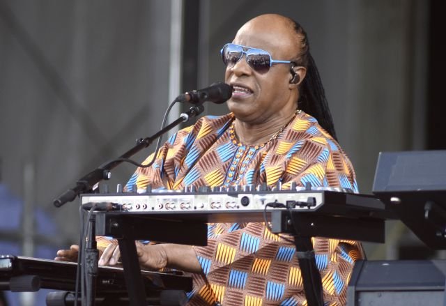 Stevie Wonder 2.jpg