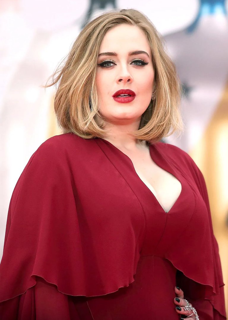 Adele 2.jpg