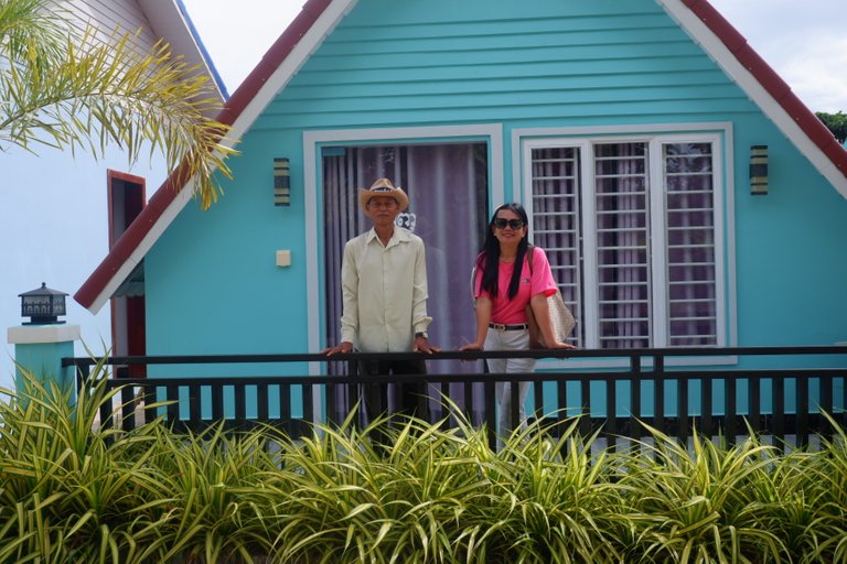 A Trip to Cambodia Natural Province - Touring Mountains Colorful Houses 🏘 , Books & Meeting Rural Dogs 🐕 