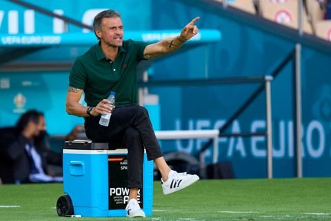 luis-enrique-manager-of-spain-reacts-during-the-uefa-euro-news-photo-1624617050.jpg