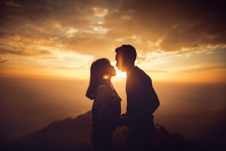 valentines-day-background-7144049_1280.jpg