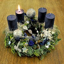 Advent_wreath_2011.jpg