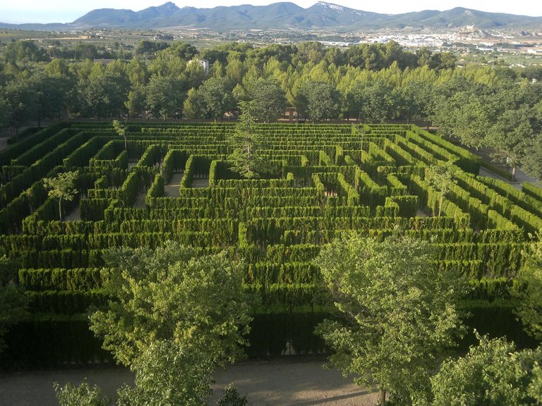 laberinto-casa-tapena-1.jpg