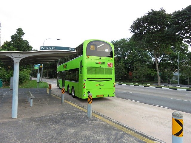 bus-2460483_640.jpg