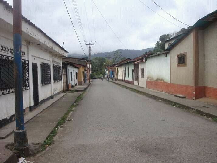 Mi casa en Panaquire, calle Ave María.jpeg