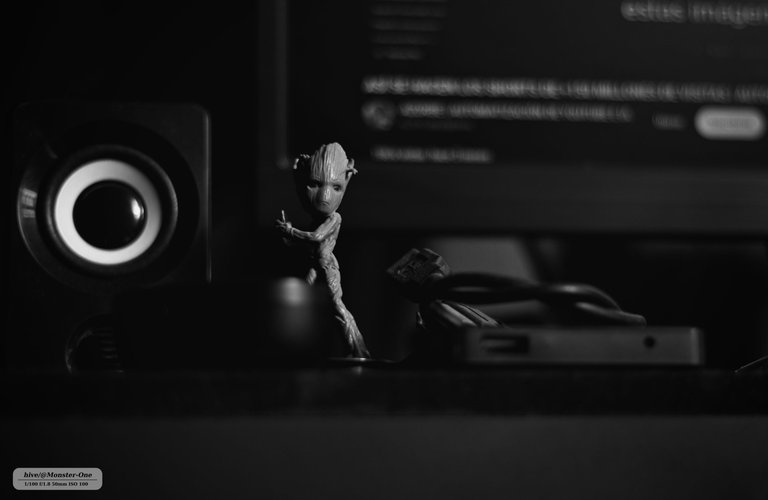 Desktop_0005.jpg
