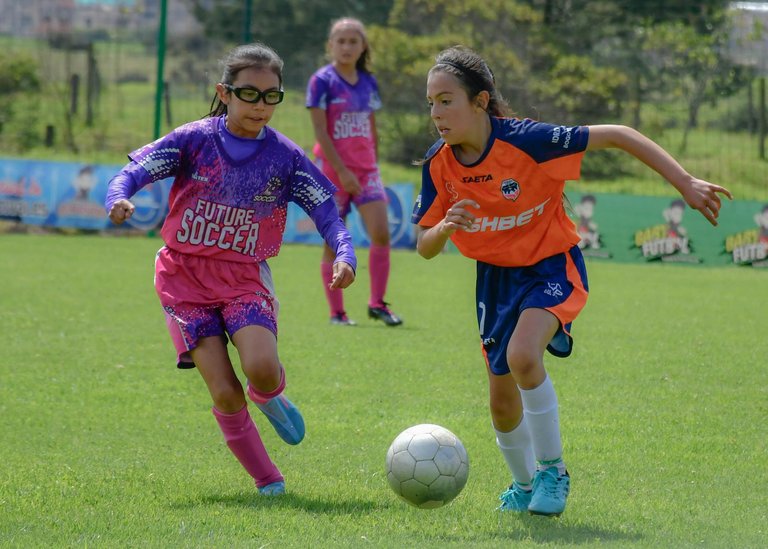 free-photo-of-teenagers-playing-football.jpeg