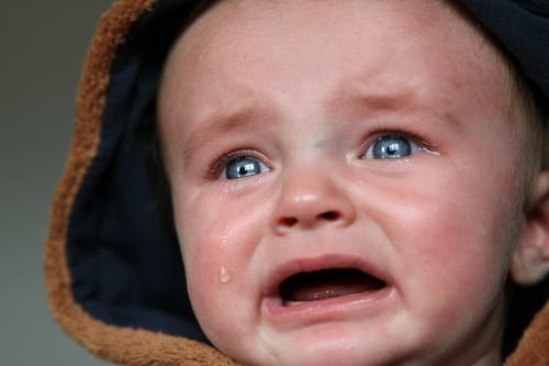 baby-tears-small-child-sad-47090.jpeg