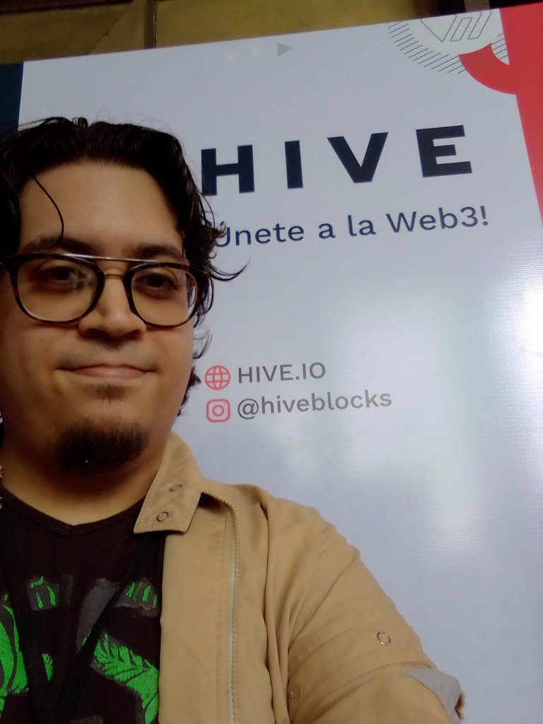 En el stand de Hive / On the Hive stand