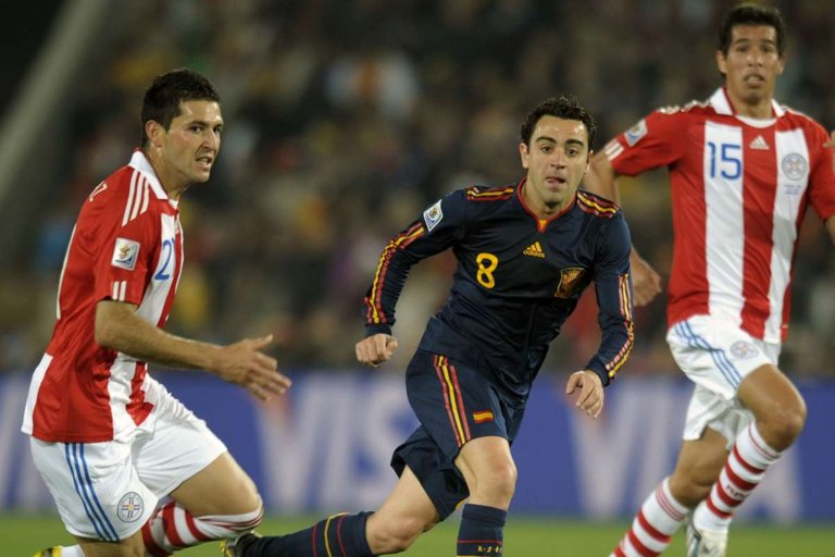 Xavi contra Paraguay
