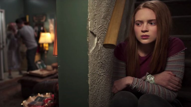 sadie-sink-dear-zoe-movie-091622-2-e4e1cc9c03584b369ed8af75473b52de.jpg