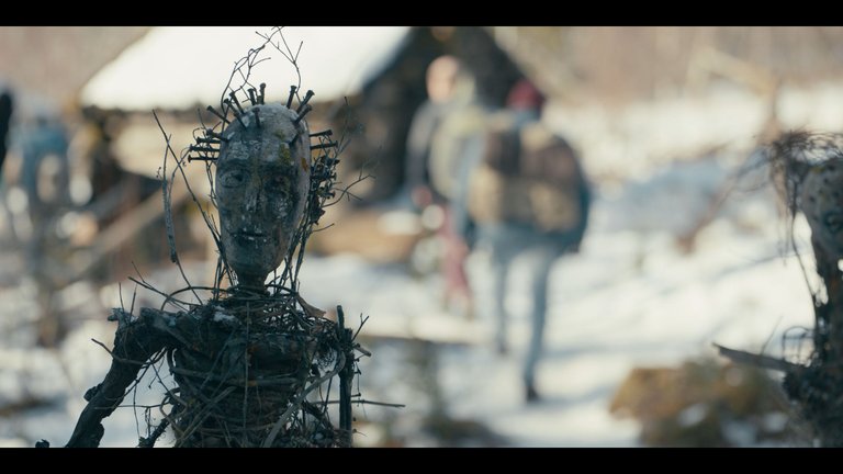 from.s03e03.2160p.web.h265-successfulcrab-0001.png