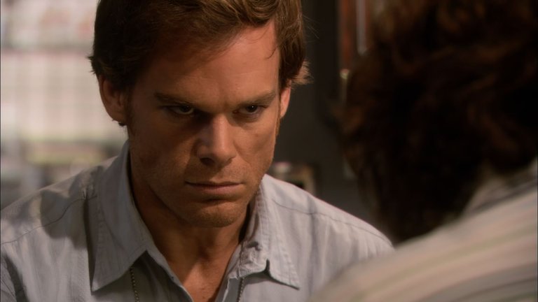 Dexter.S02E07.That.Night.A.Forest.Grew.1080p.10bit.BluRay.6CH.x265.HEVC-PSA-0003.png