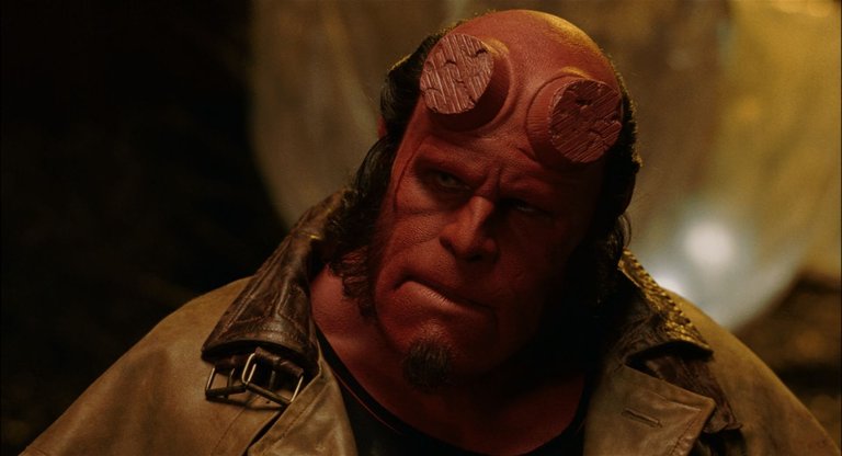 Hellboy.2004.Directors.Cut.1080p.BluRay.DDP.7.1.x265-EDGE2020-0002.png