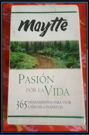 reseñá Libro foto de  nanyuris figueroa.PNG