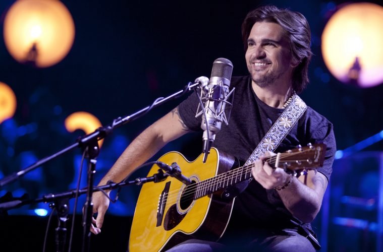 JUANES-1.jpg