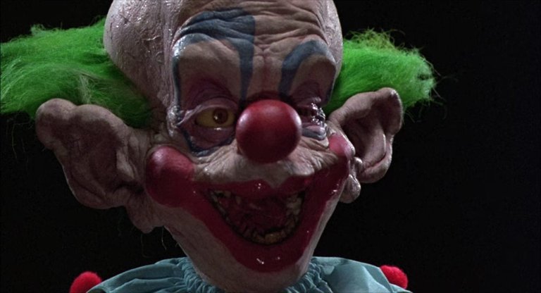 Surprised-Shorty-Clown-Killer-Klowns-from-Outer-Space.jpg